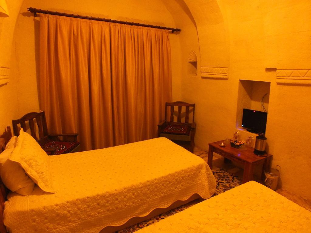 Dilek Tepesi Cave Hotel Ayvali Habitación foto